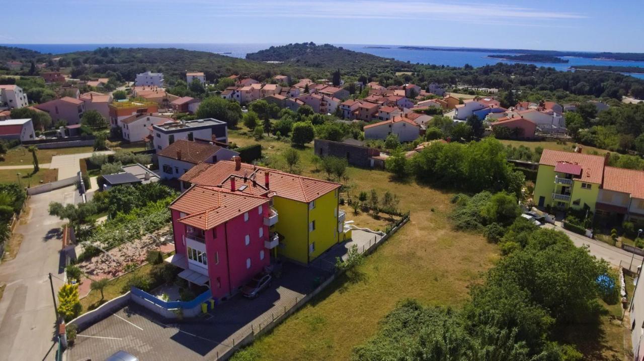 Apartment Marica Pula Bagian luar foto